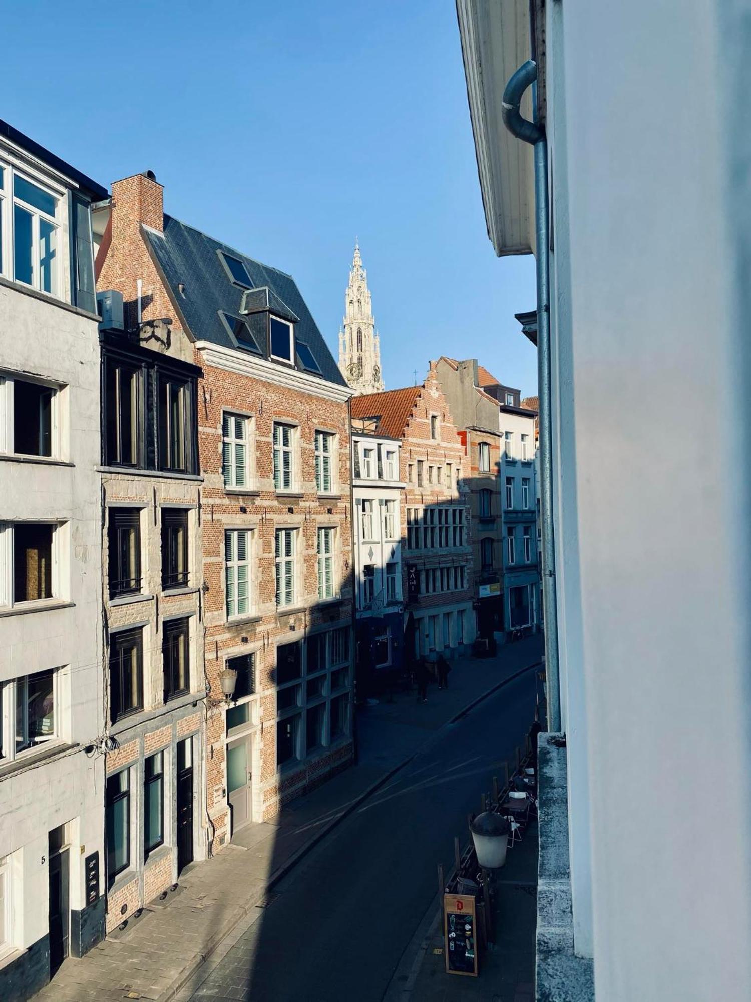 Mystic'S Lodge Antwerpen Buitenkant foto